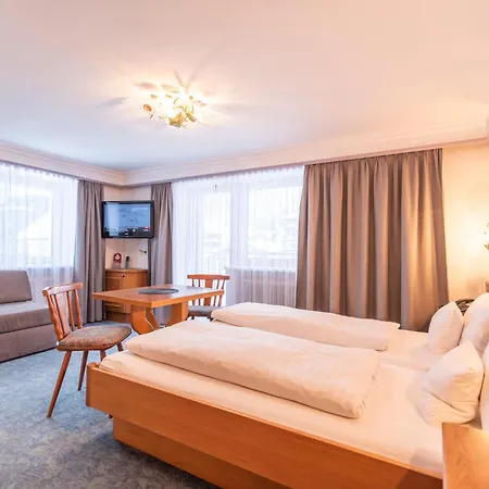 Garni Helvetia Otel 3*